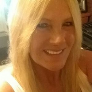 Meet your Posher, Denise